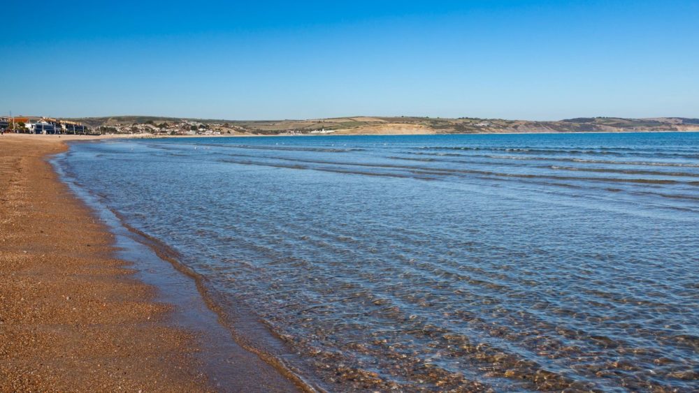 7 Most Popular Beaches in England for a Day Out | Day Out in England