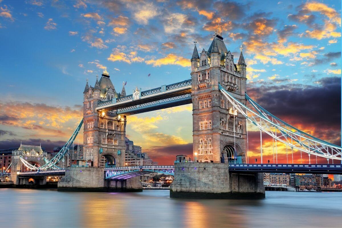 10 Most Famous Landmarks In England Day Out In England 10 Most Famous Landmarks In England Day Out In England