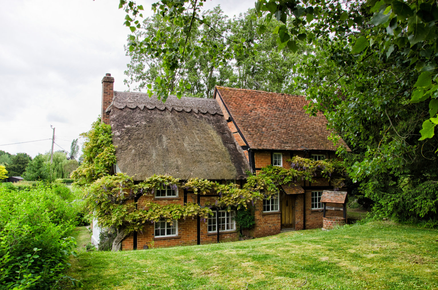 15 Prettiest Villages in England You Need to See Day Out in England