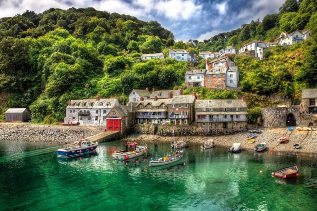 pretty villages in devon