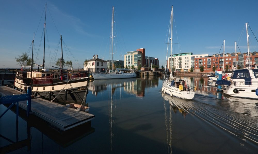 11 Best Marinas in England for You to Berth At Day Out in England