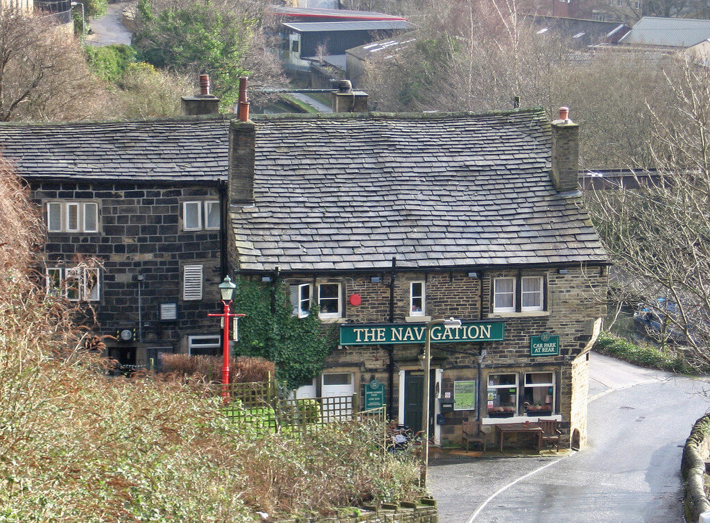 Small towns near Manchester