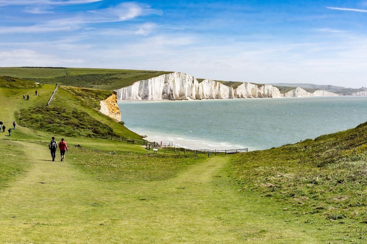 13 Great Tips You NEED for Walking the South Downs Way in 2023
