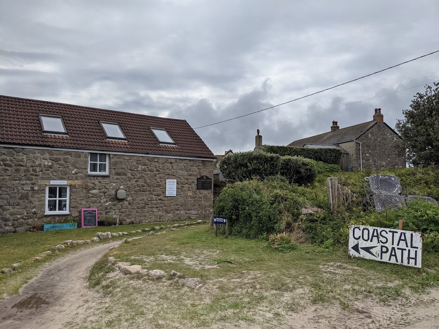 coastal path scilly isles