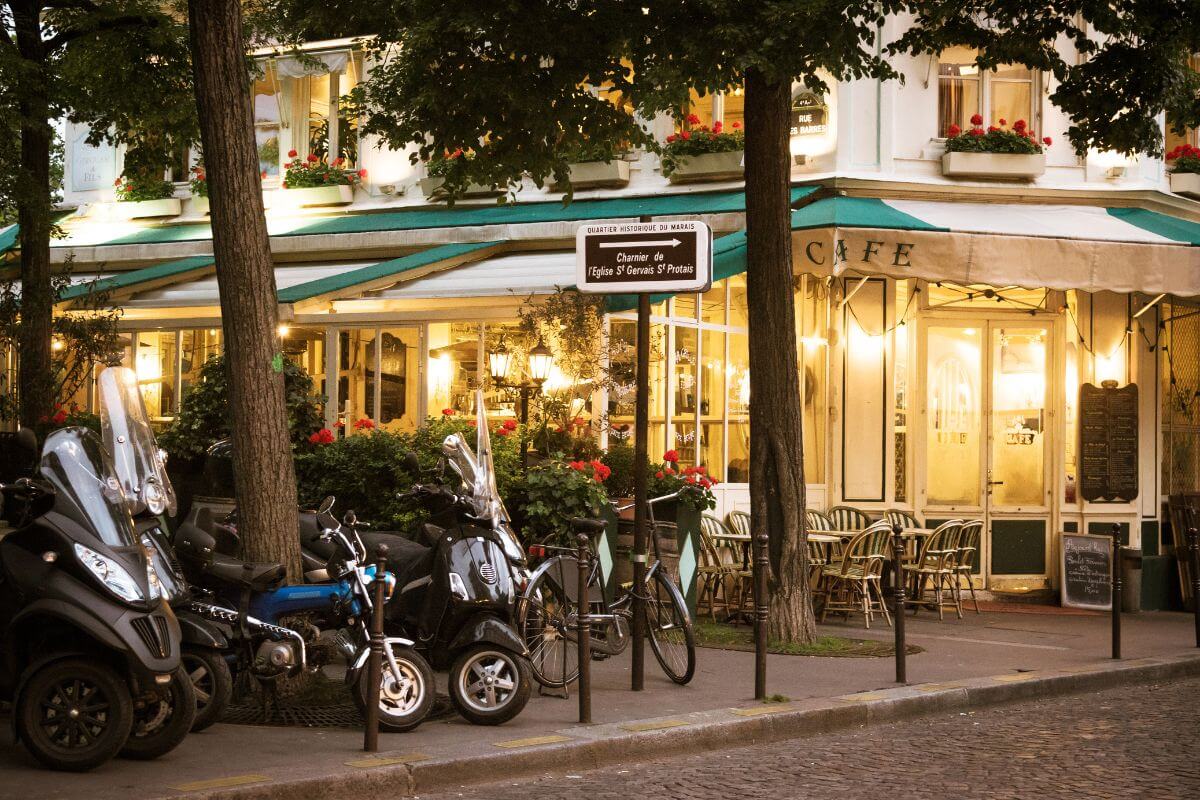 evening in paris