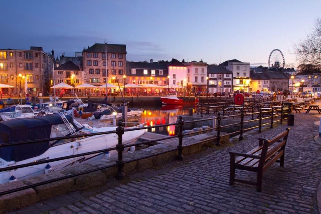 10 Amazing Days Out at Christmas in Devon for 2023 | Day Out in England