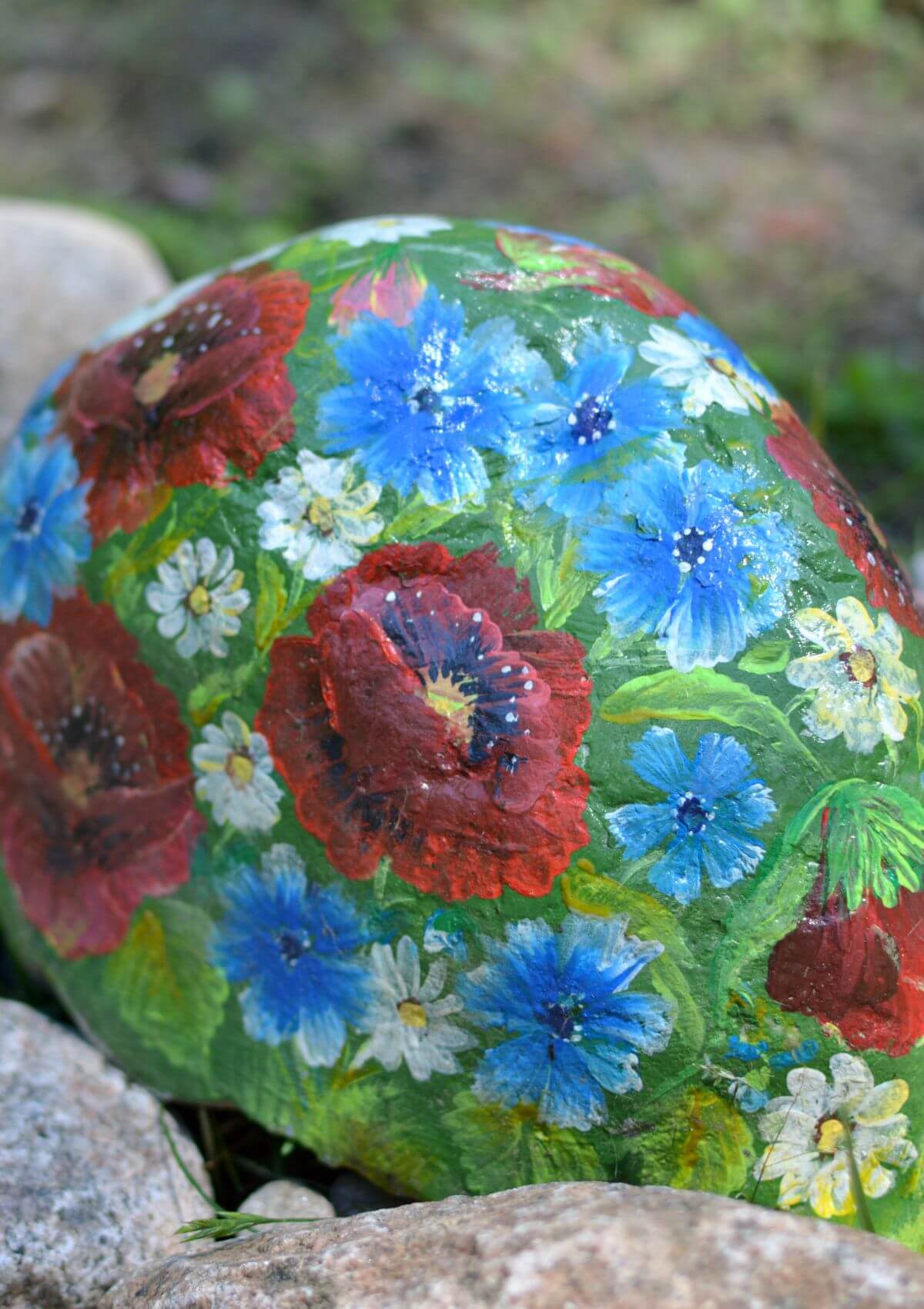 Search for hidden painted rocks for a day out in England for free