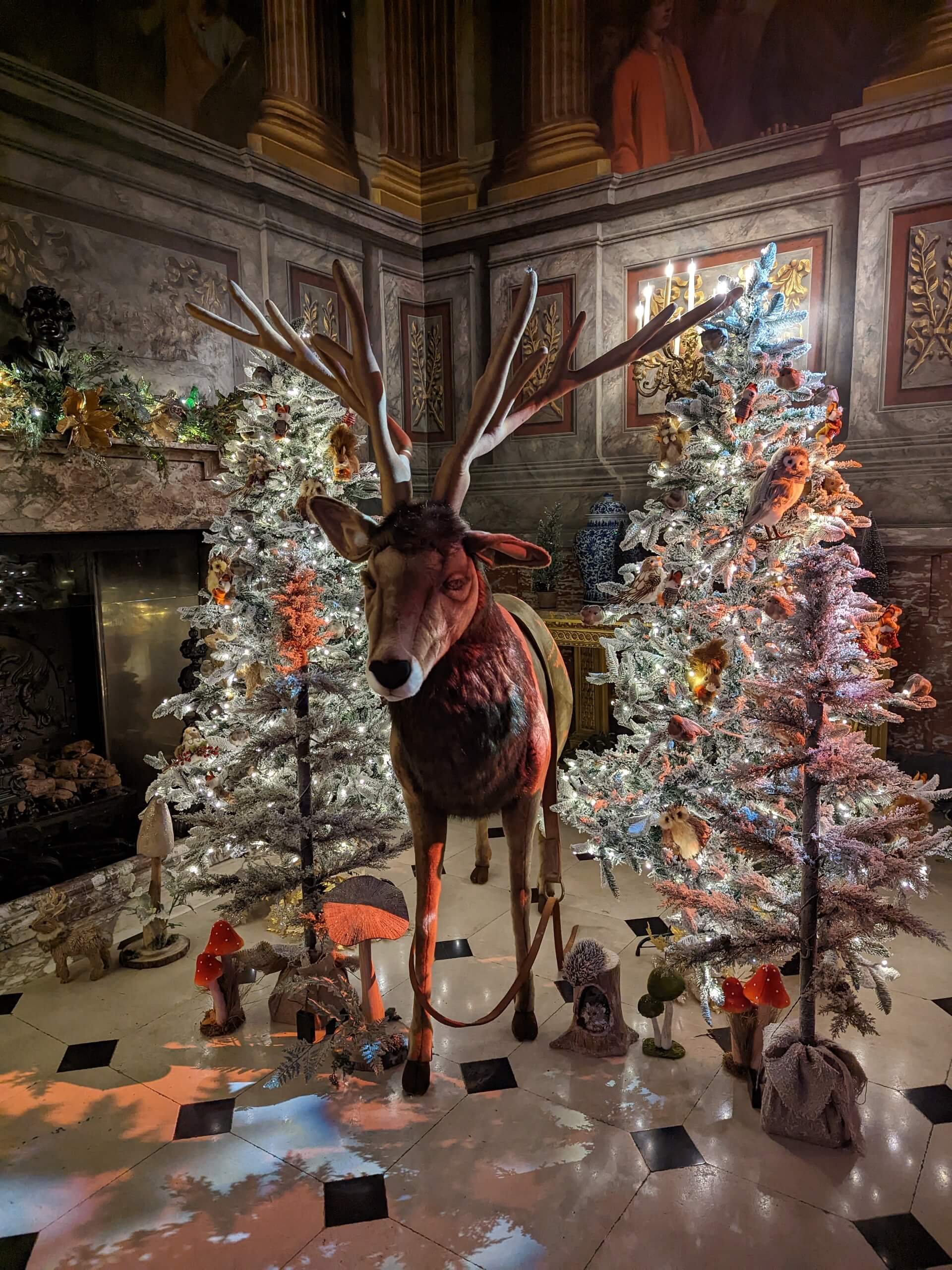 decorations at blenheim palace