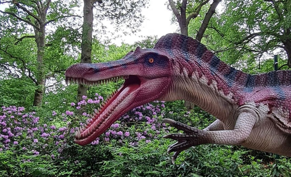 8 Thrilling Dinosaur Days Out in England for 2023 | Day Out in England