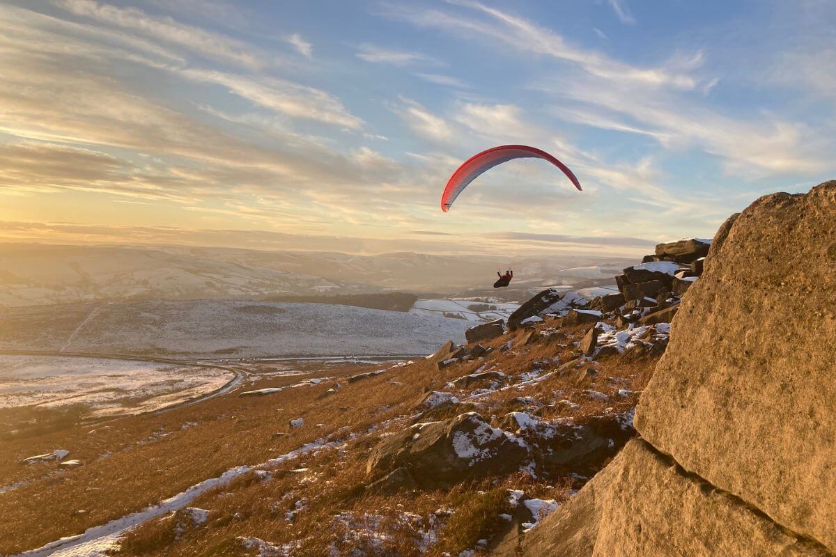 Paragliding at the Peak District