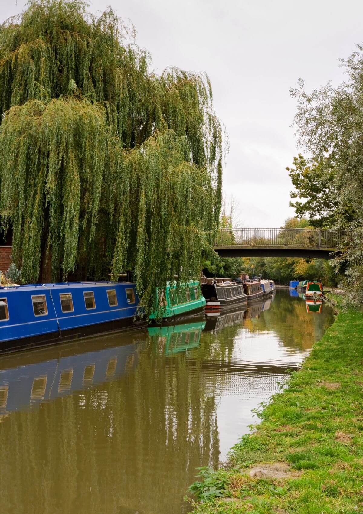 Oxford Canal is one of the best spots for a narrowboat in England
