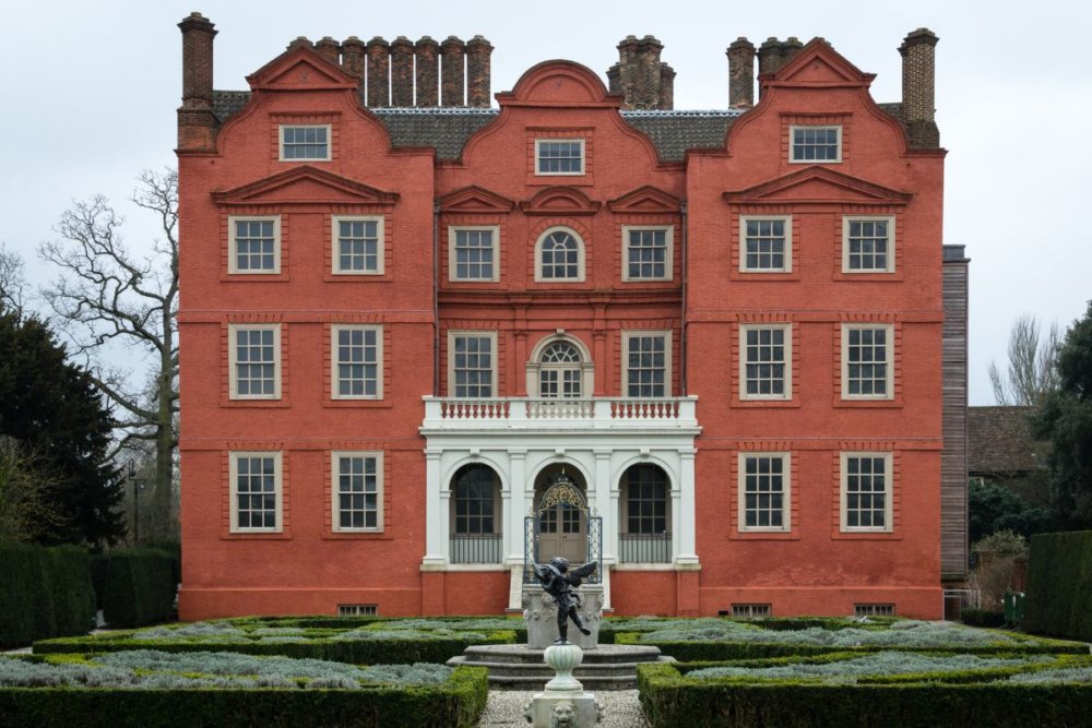 11 Most Incredible Palaces in England (in London and Beyond) | Day Out ...