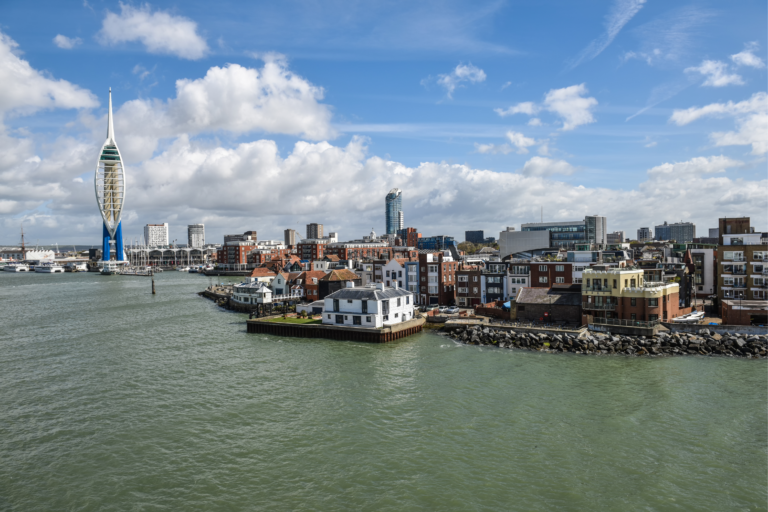 8 Best Day Trips from Portsmouth (All Within 1 Hour)