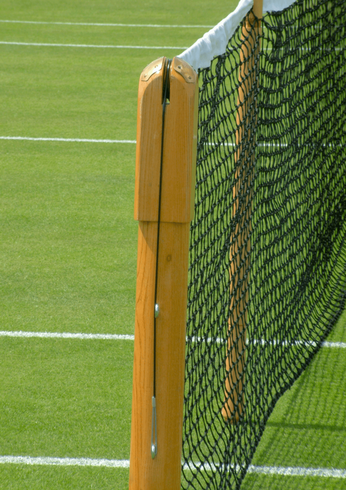 Tennis court net 