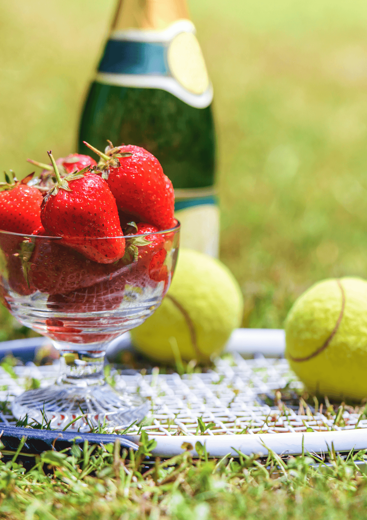 Strawberries and champagne 