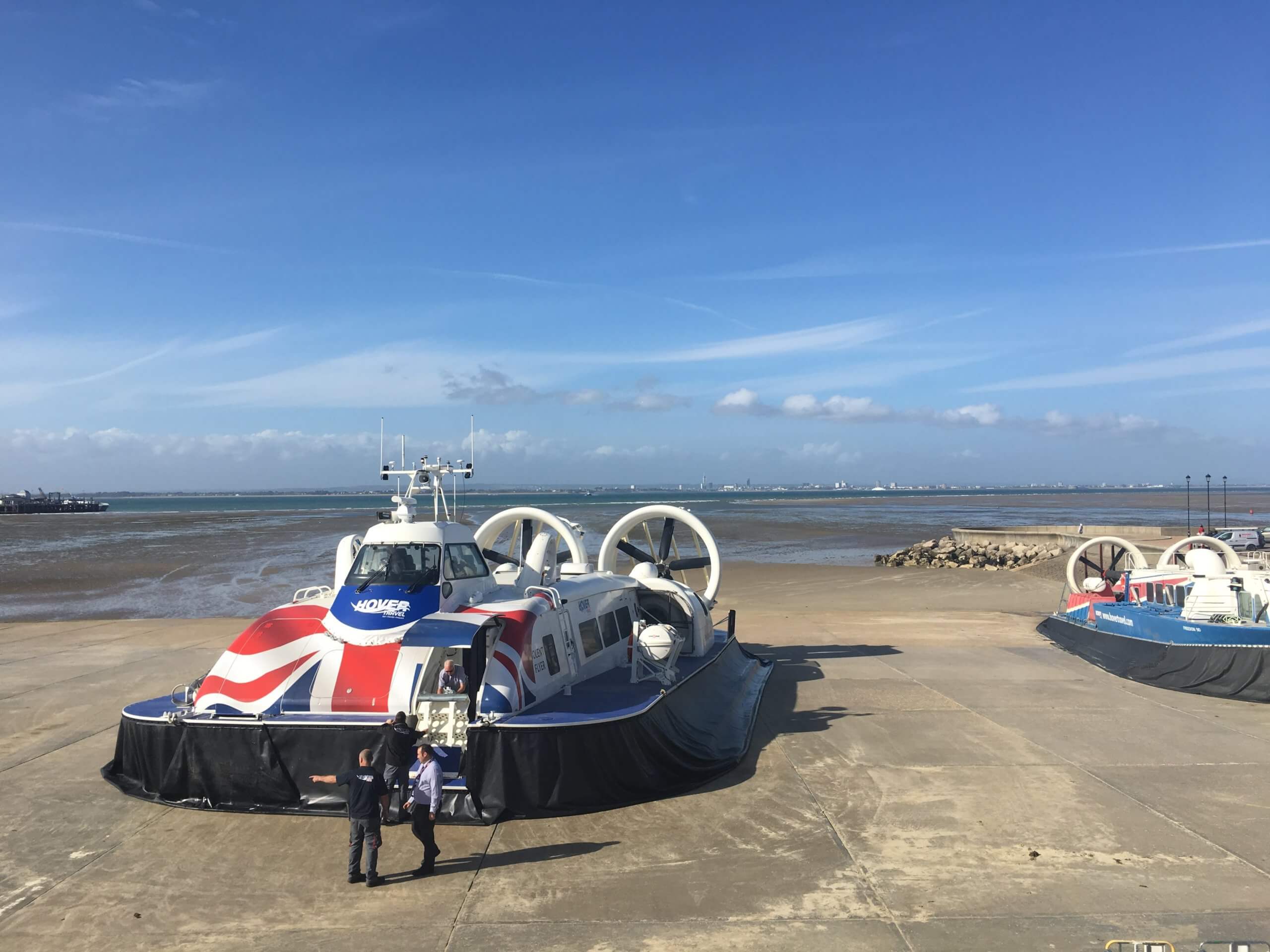 hovercraft from southsea to ryde
