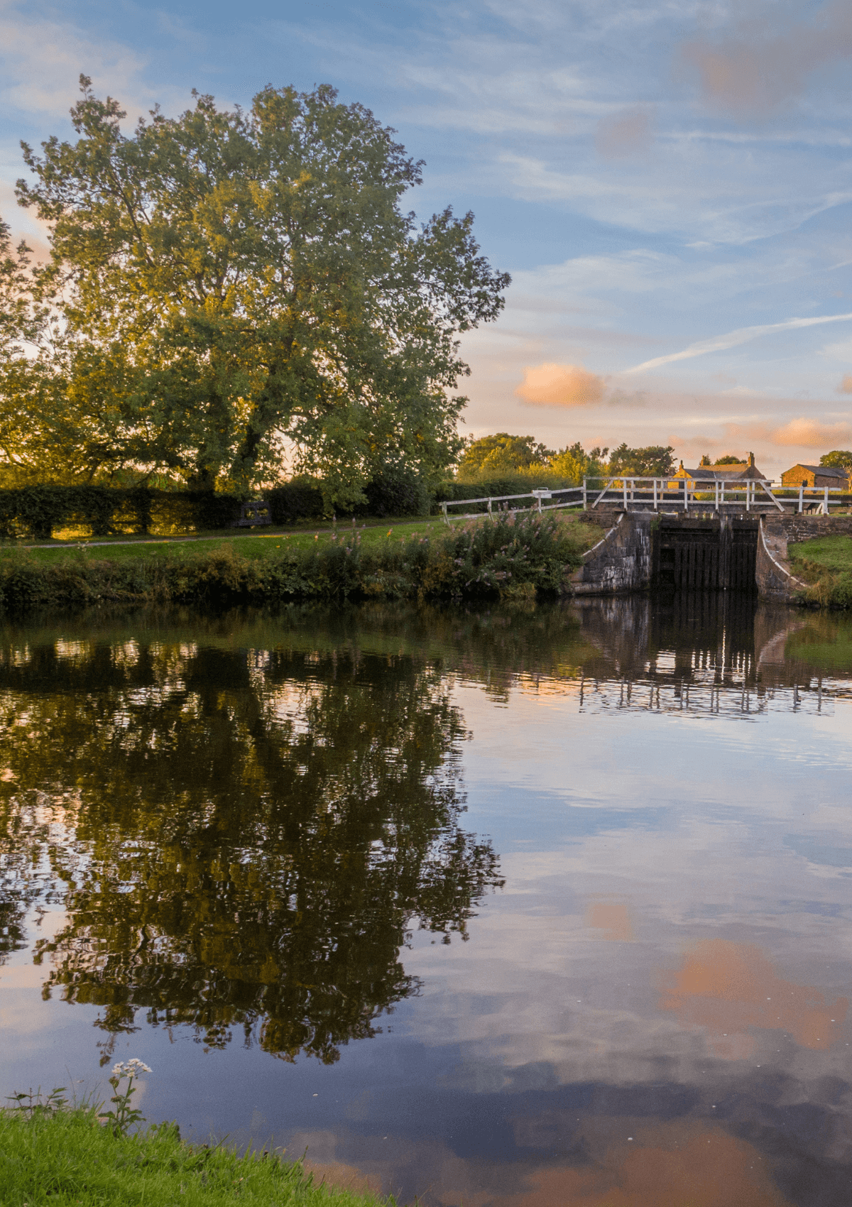 The Leeds and Liverpool Canal in the evening 