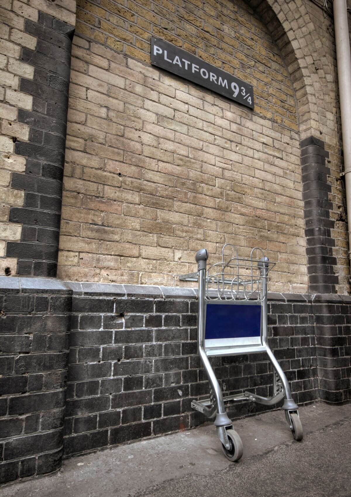 London King's Cross Platform 9 3/4 